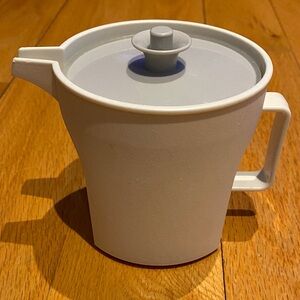 Vintage Tupperware creamer